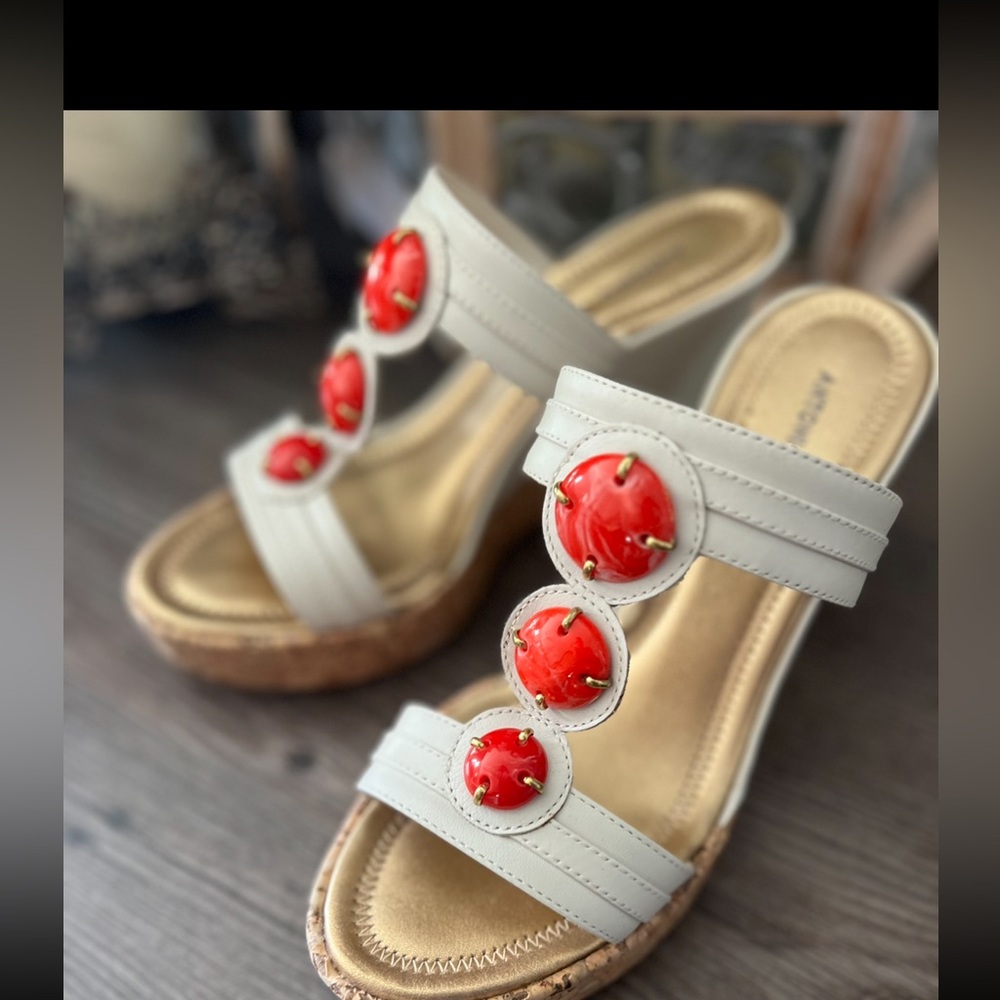 Antonio Melani Off-White Women's Cork Wedge Sandals with Coral Color Stones Sz 8
